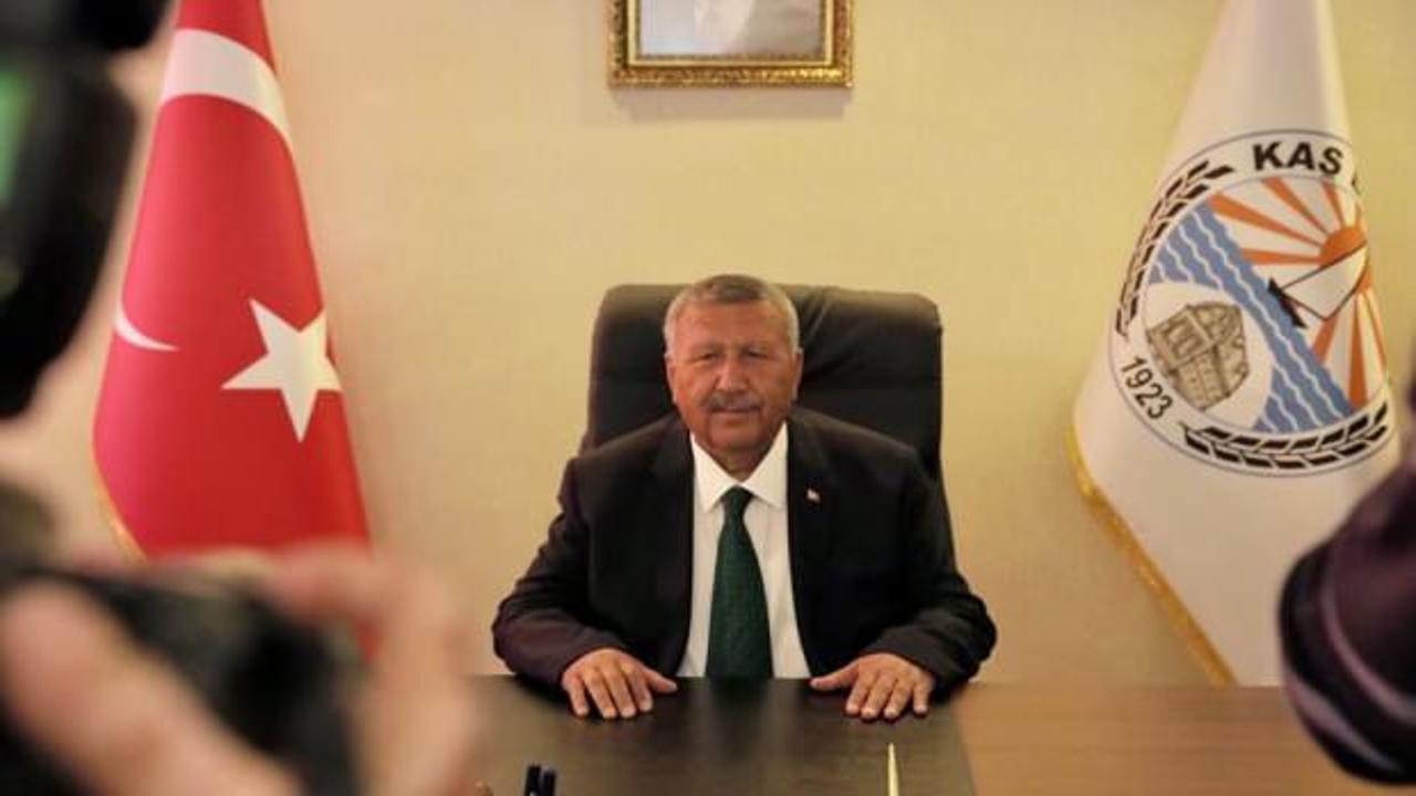 Kaş'ta göreve başlayan CHP'li başkan Erol Demirhan kaza geçirdi