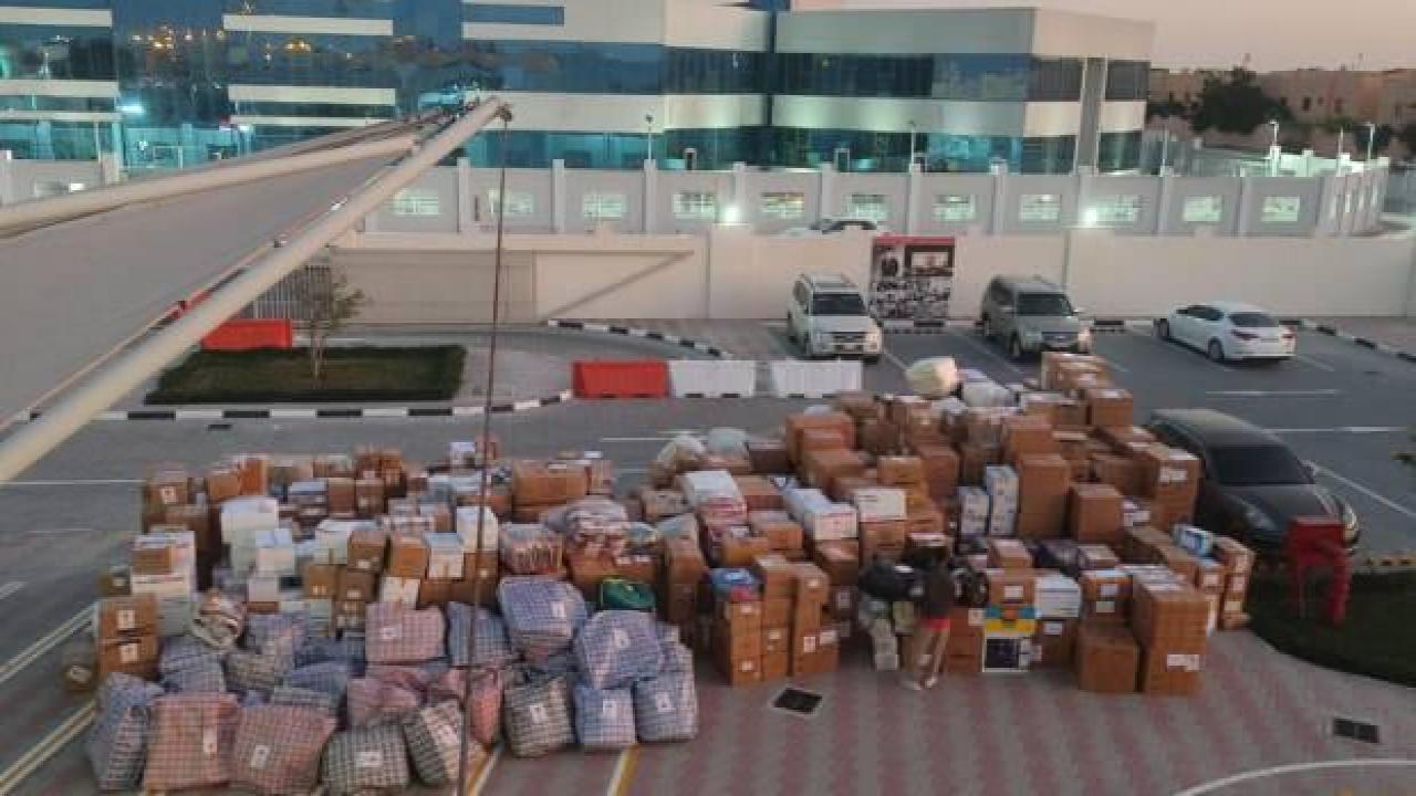 Katar'daki Türk Okulu depremzedelere gönderilecek yardımlarla doldu