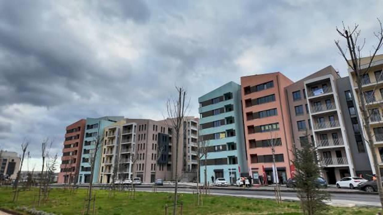 Kayaşehir'de 2 bin 450 sosyal konut hak sahiplerine teslim ediliyor