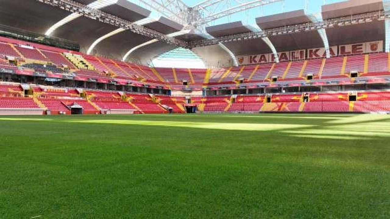 Kayserispor'un stadı yeni sezona hazır