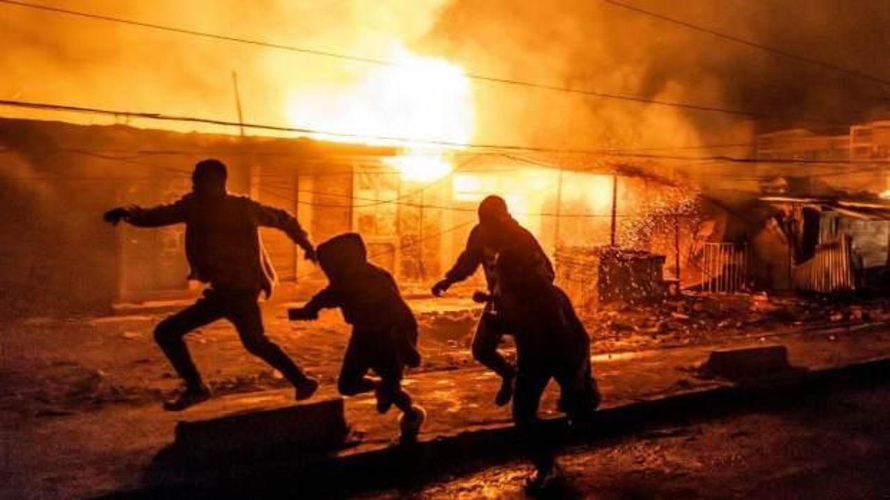 Kenya'da 16 öğrenci yanarak can verdi