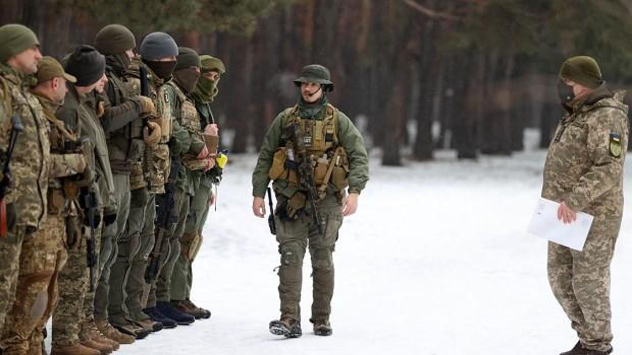 Kiev yönetiminden yeni karar: Yurt dışındakiler de askere