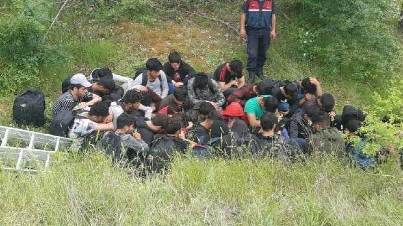 Kırklareli'nde 32 düzensiz göçmen yakalandı