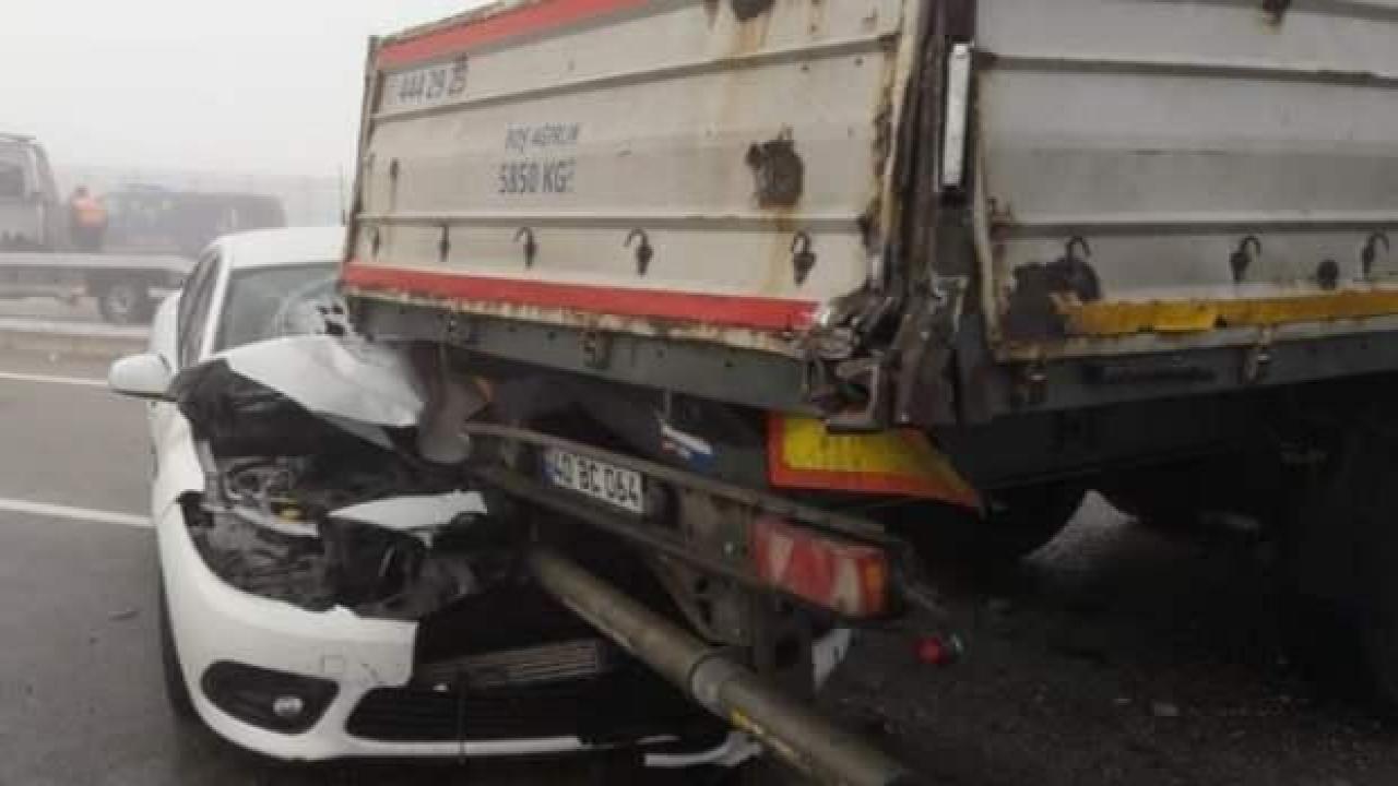 Kırşehir'de zincirleme kaza: 2 ölü, 7 yaralı