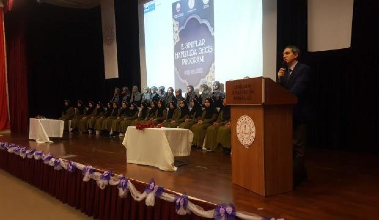Kız Anadolu İmam Hatip Lisesi'nde Hafızlığa geçiş heyecanı