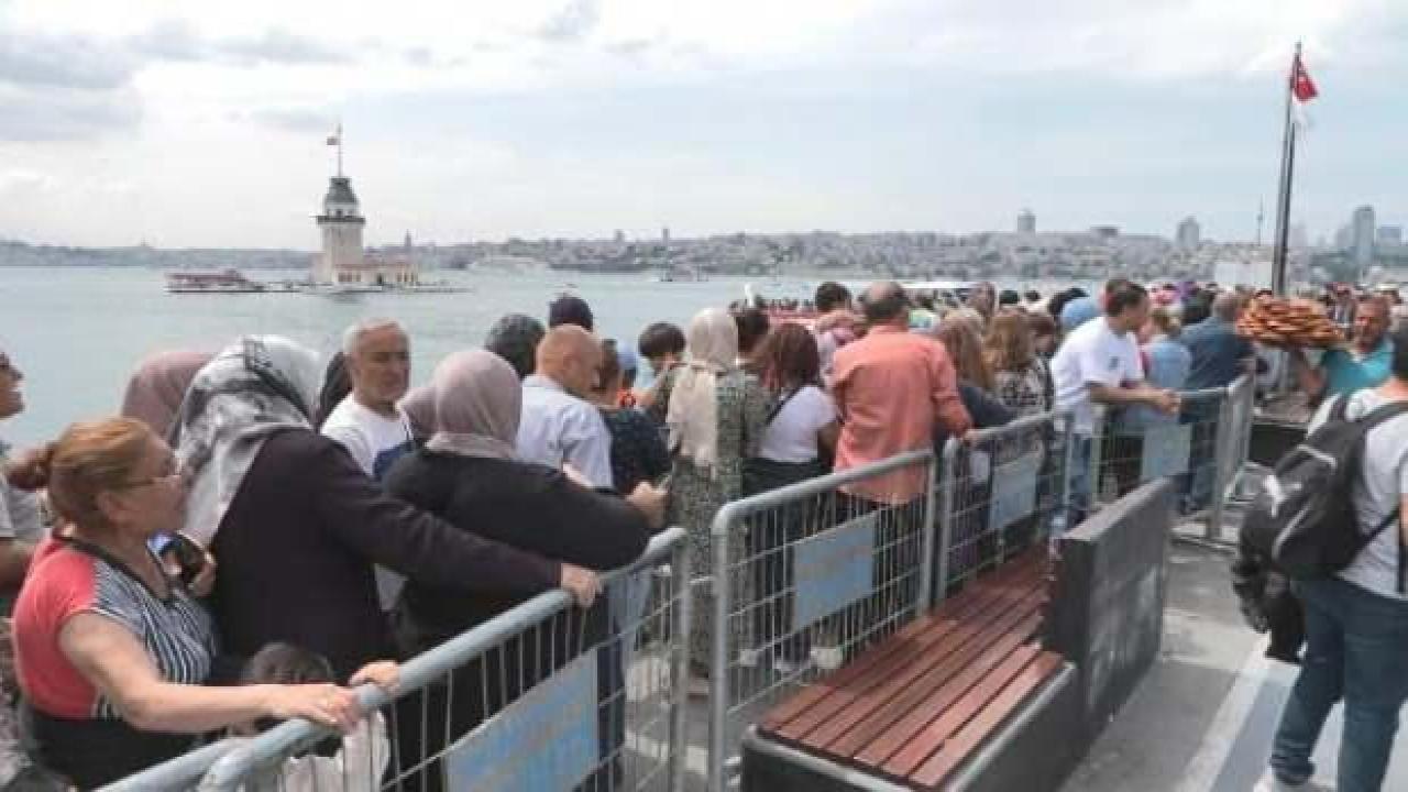 Kız Kulesi'nde ücretsiz son gün yoğunluğu