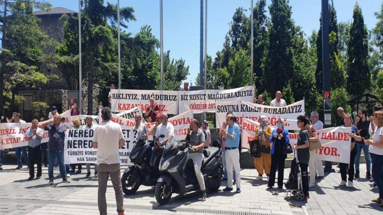 Konut mağdurları isyan etti: Önce şirketin şimdi de belediyenin mağduru olduk