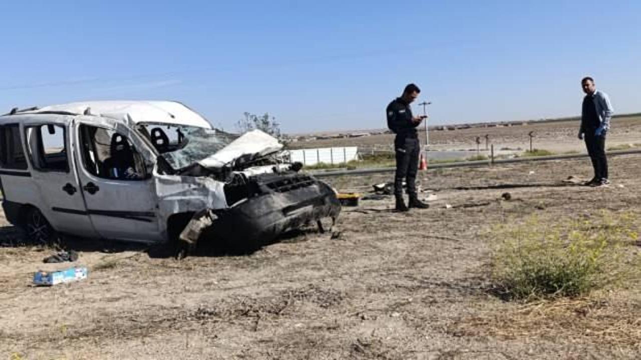 Konya'da feci kaza: 2 ölü, 3 yaralı!