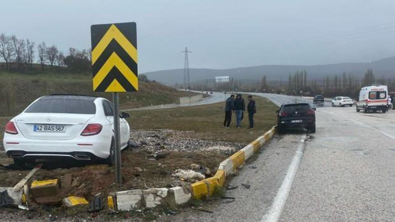 Konya’da iki otomobil çarpıştı: 9 kişi yaralandı