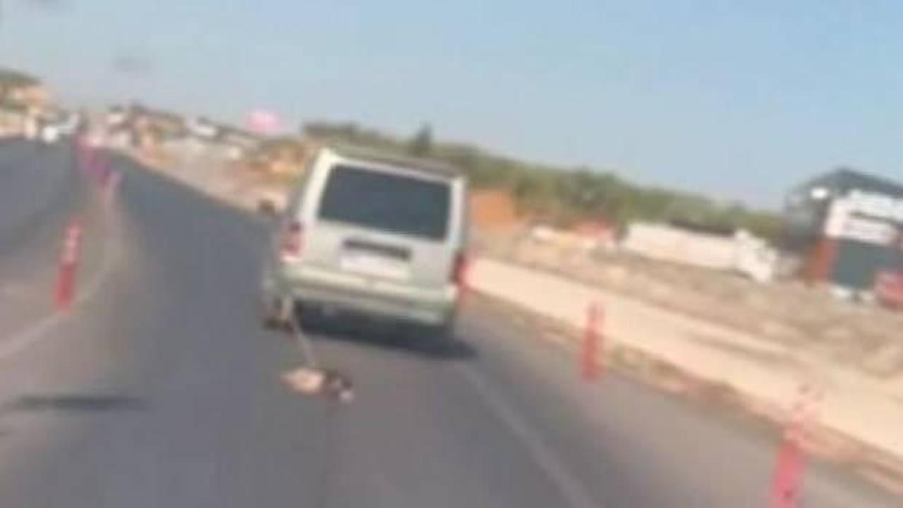 Köpeği araca bağlayıp sürükledi