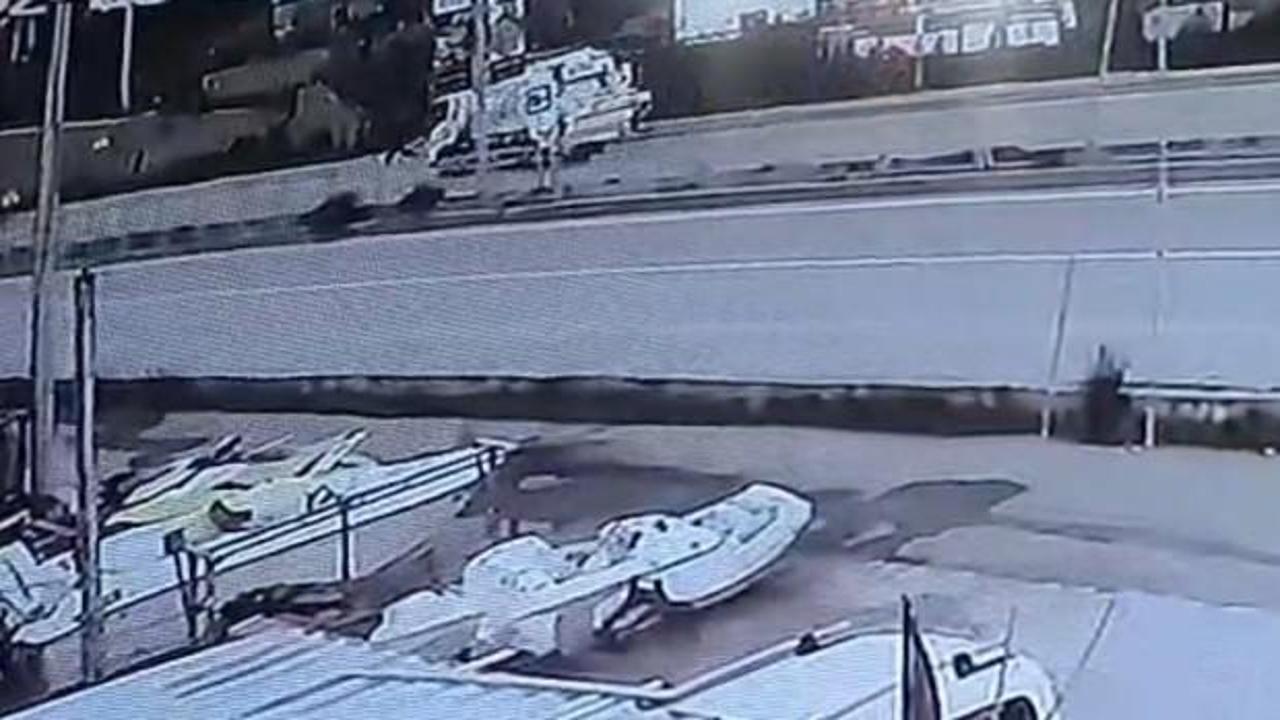 Köpekten kaçarken çöp kamyonu çarptı