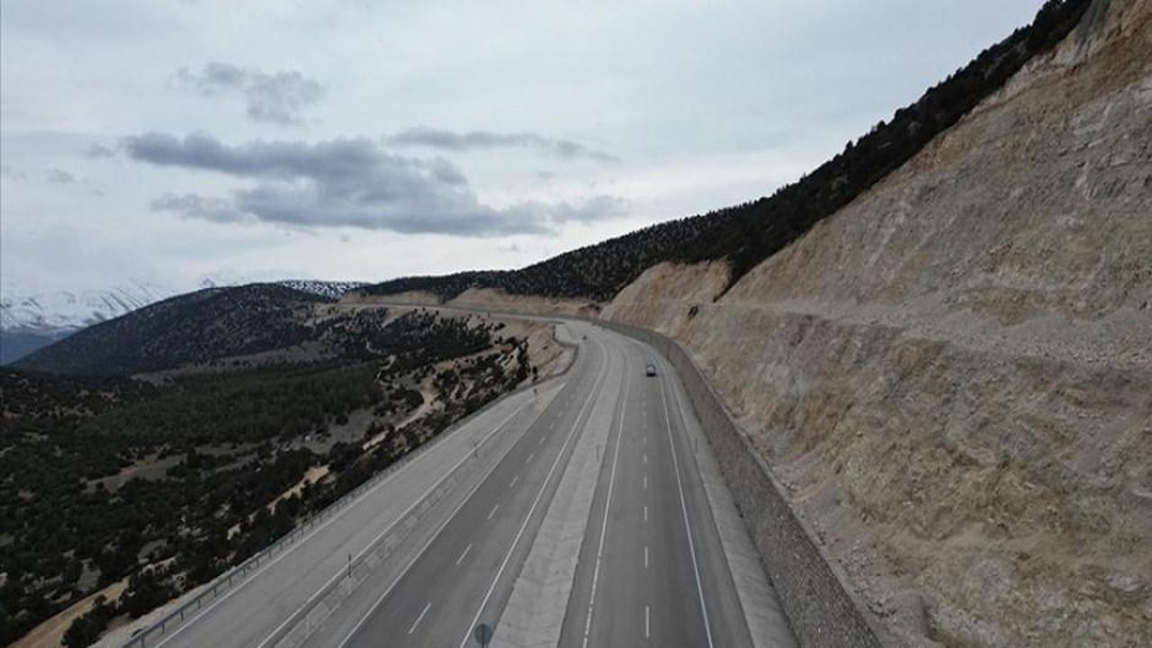 Korkuteli-Elmalı Yolu'nun açılışı yapıldı! Seyahat süresi 25 dakikaya indi