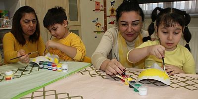 Kreş Öğrencilerinden 'Çocukluk Çağı Kanserleri Farkındalık Günü' Kapsamında Anlamlı Etkinlik