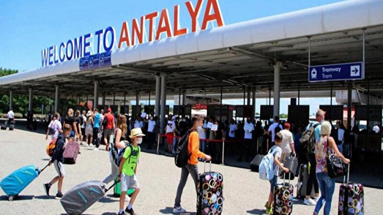 Kurban Bayramı tatili Antalya'da turizmi hareketlendirdi