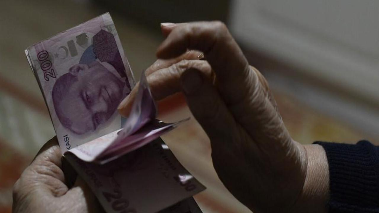 Kurnaz emeklilere kötü haber! Aldıkları paraları geri ödeyecekler