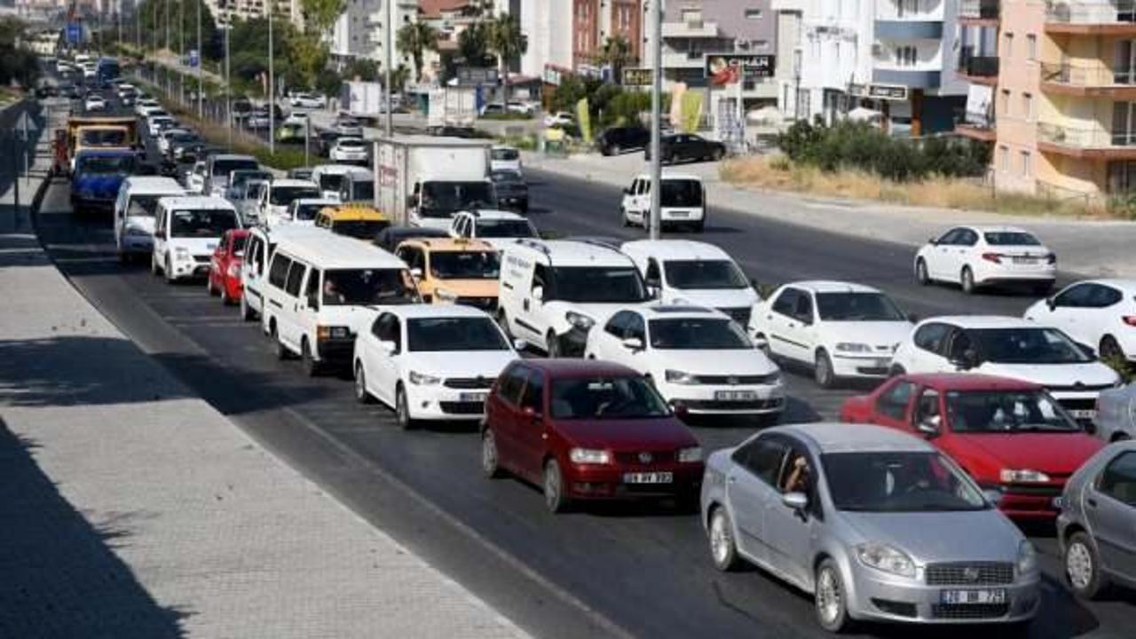 Kuşadası'na tatilci akını!