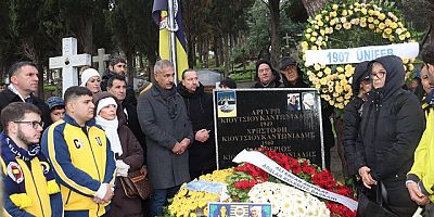 Lefter Küçükandonyadis Vefatının 14. Yılında Büyükada’daki Mezarı Başında Anıldı