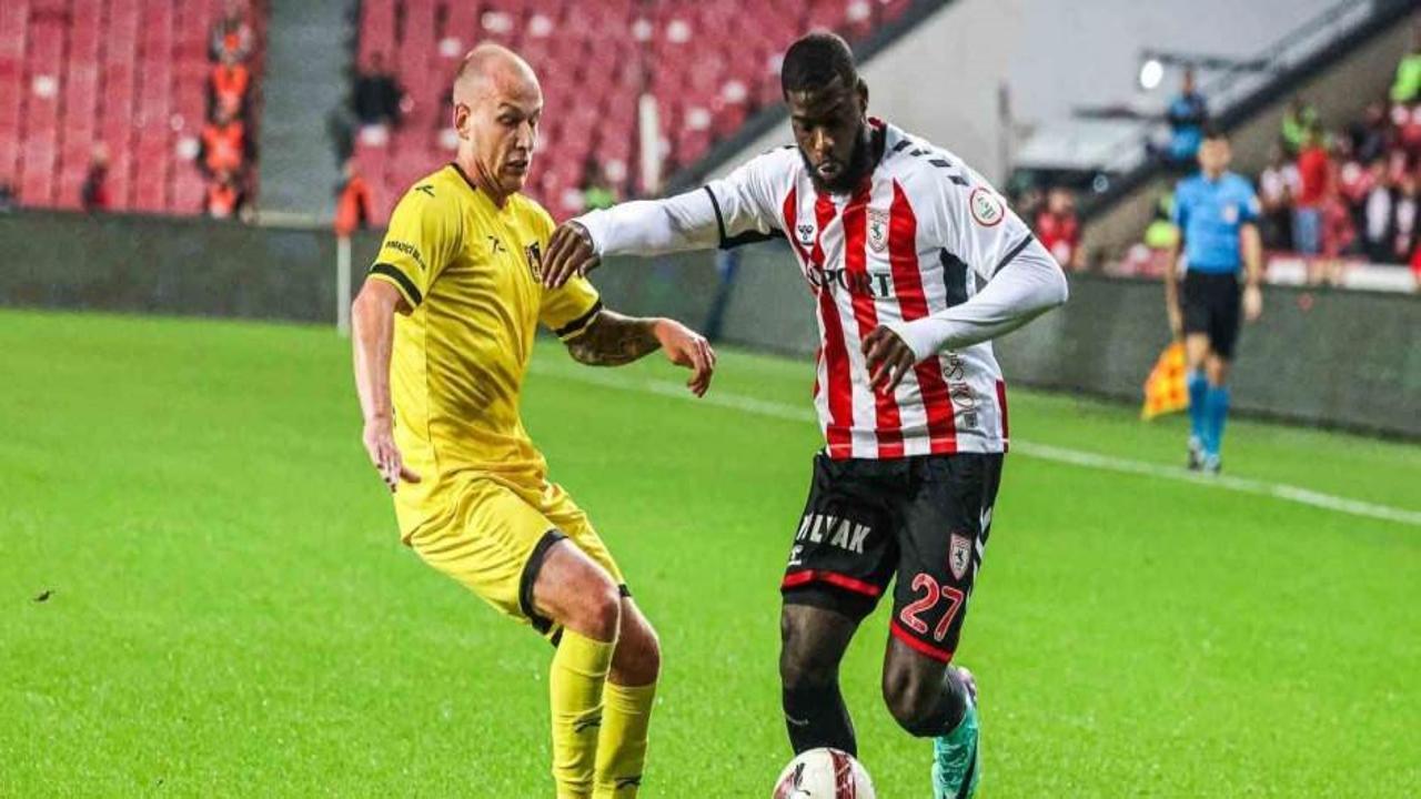 Ligin dibi karıştı! Galibiyet 90+3'te geldi
