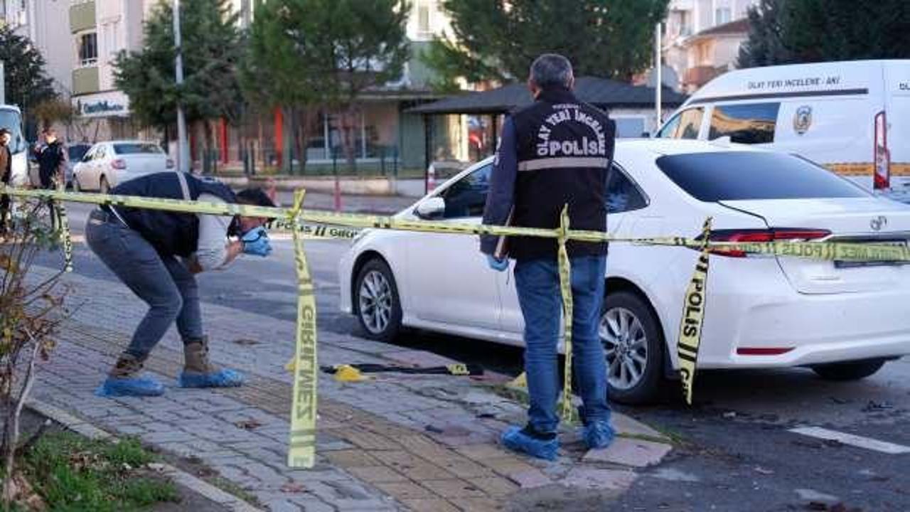 Lise öğrencisi okul çıkışı bıçaklandı! Kanlar içinde yere yığıldı