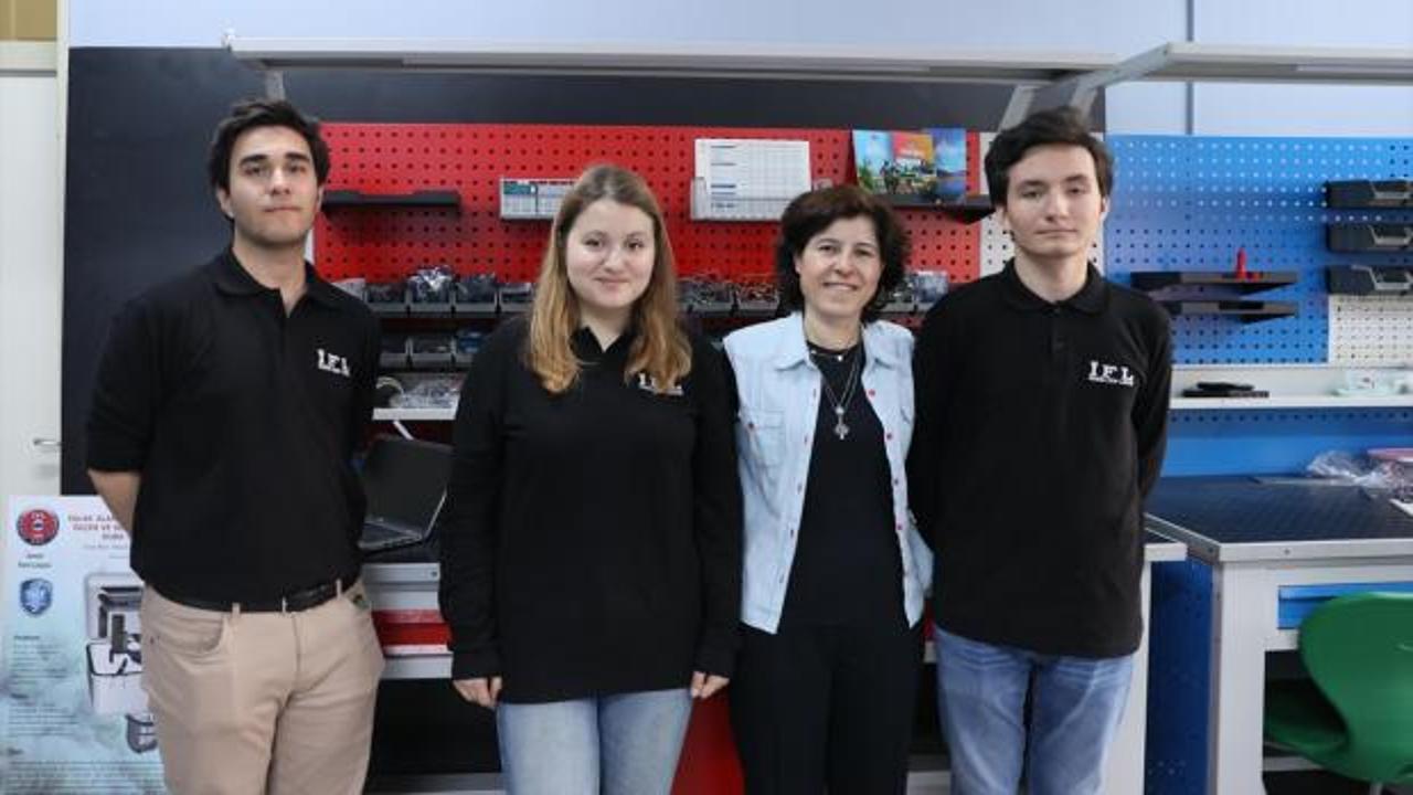 Liselilerin müsilaja karşı geliştirdiği uyarı cihazı, ABD'deki yarışmada ödül aldı
