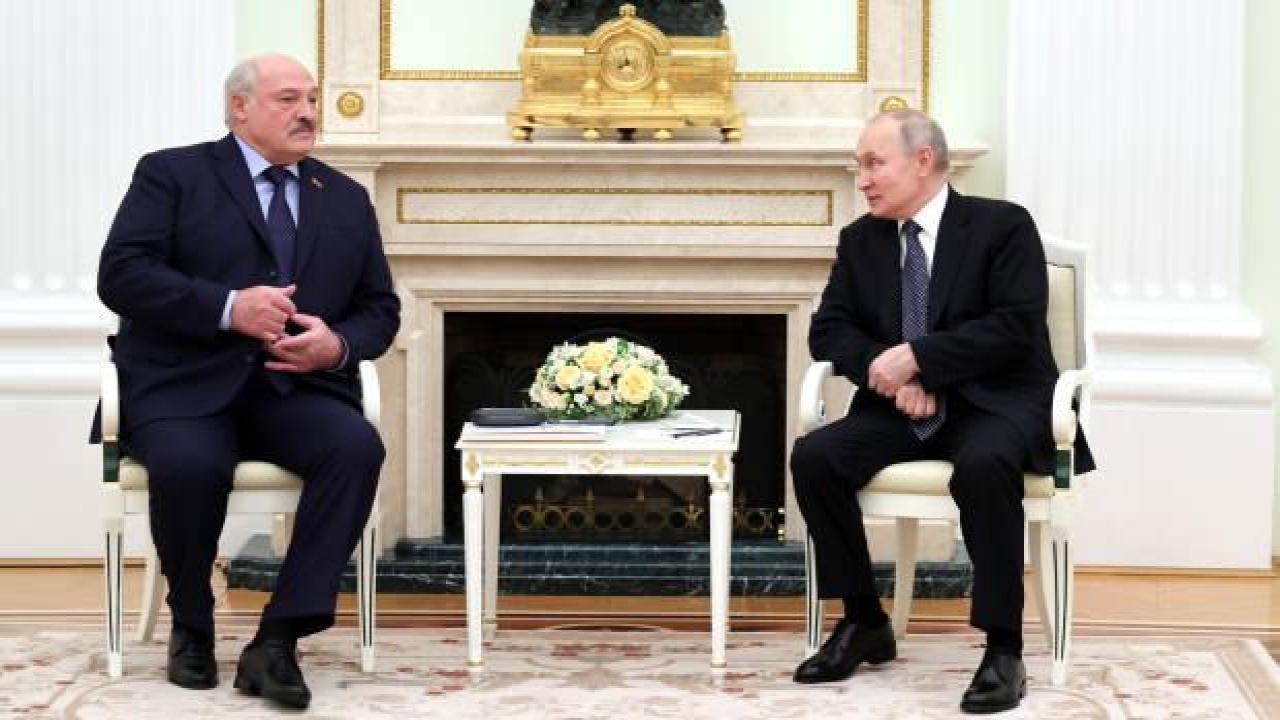 Lukaşenko: Rusya Belarus'u kendi toprağı gibi koruyacaktır