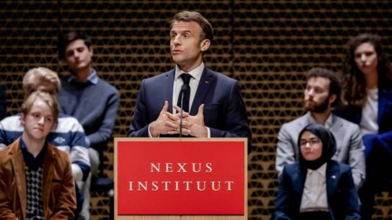Macron’a büyük şok! Konuşmasını kestiler