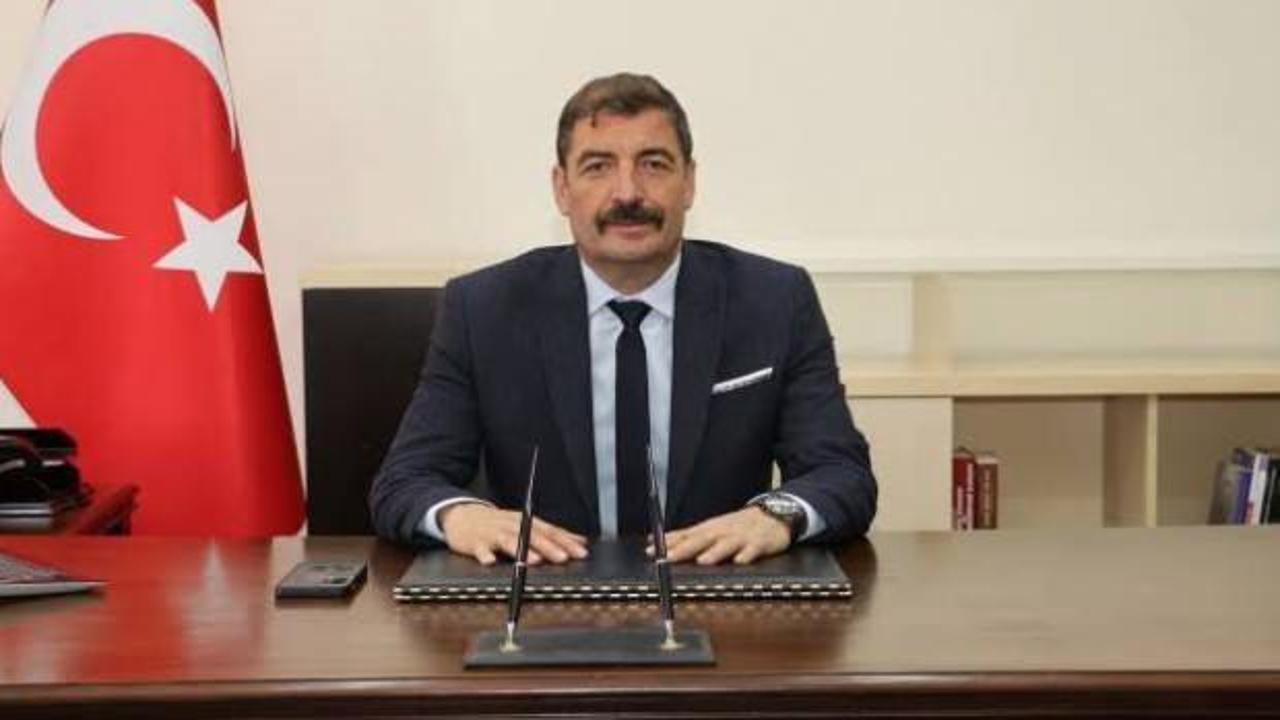 Makamında iki kişiyi darp eden belediye başkanı tutuklandı