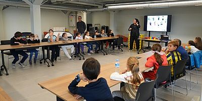 Maker Atölyeleri Başladı: Kartallı Çocuklara 21. Yüzyıl Yetkinlikleri Kazandırılıyor