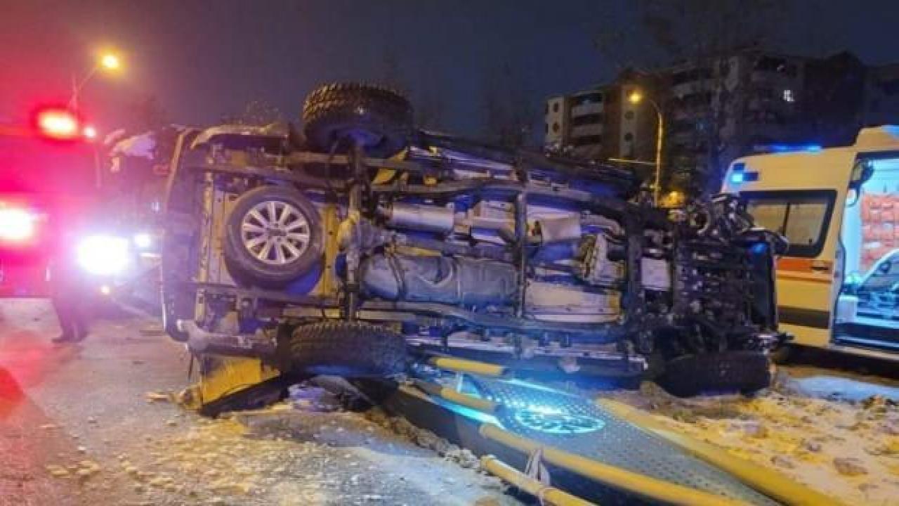 Malatya’da feci kaza: 1’i ağır 2 yaralı