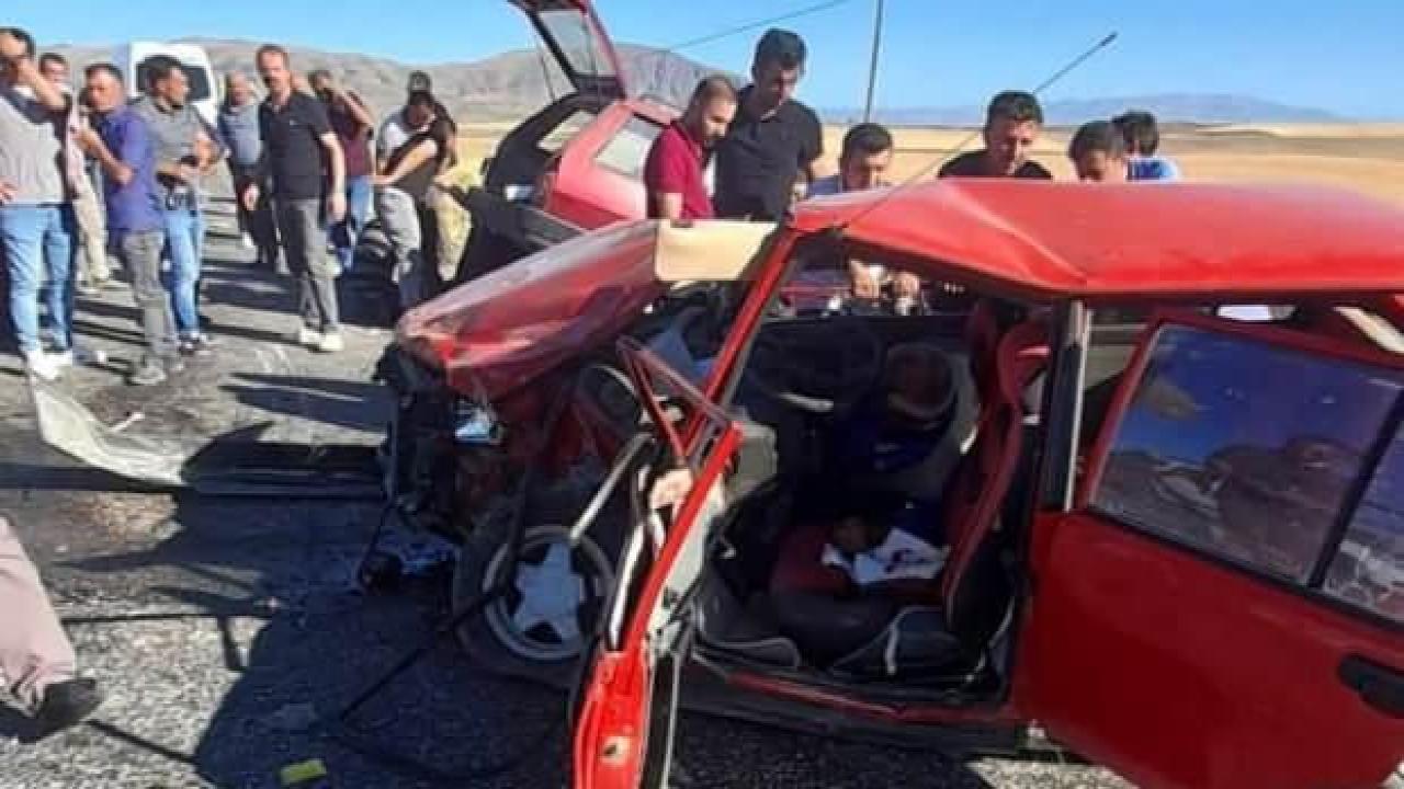 Malatya'da iki otomobil çarpıştı: 6 yaralı