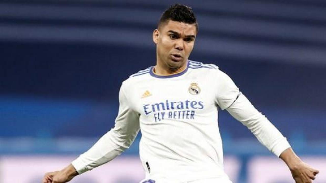 Manchester United Real Madrid'in yıldızını transfer etti! Dev bonservis