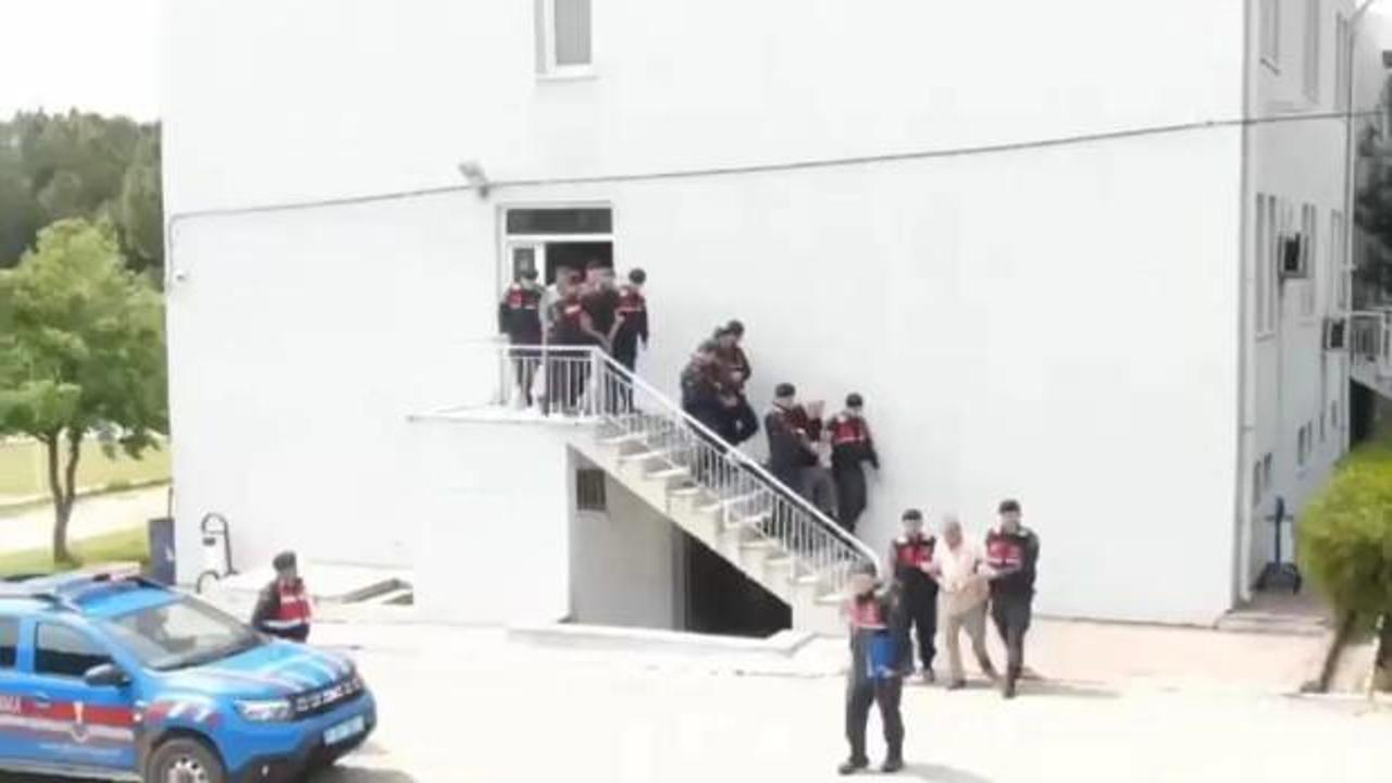 Manisa'da 'Çakallar' ve 'Tokuçlar' suç örgütlerine operasyon: 11 gözaltı