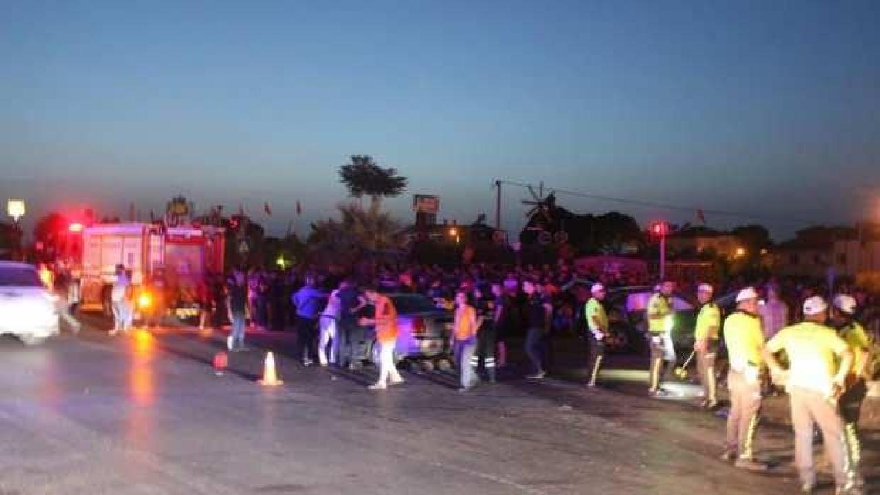 Manisa’da feci kaza: 1 ölü, 3’ü ağır 6 yaralı