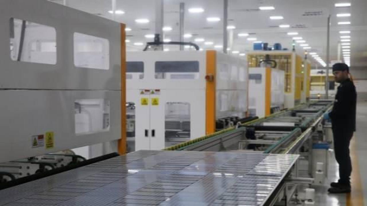 Manisa'da üretilen güneş panelleri ABD pazarına açılıyor