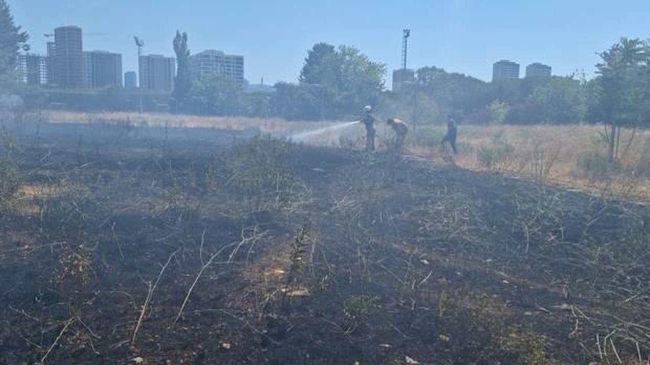 Marmara Üniversitesi'nde yangın: Büyümeden söndürüldü!