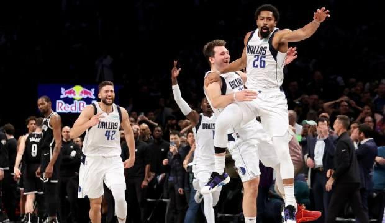 Mavericks, Nets'i son saniye basketiyle devirdi