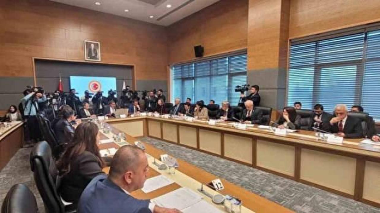 Meclis Yenidoğan Komisyonu toplantısında CHP'li vekillerin iddiaları çürütüldü