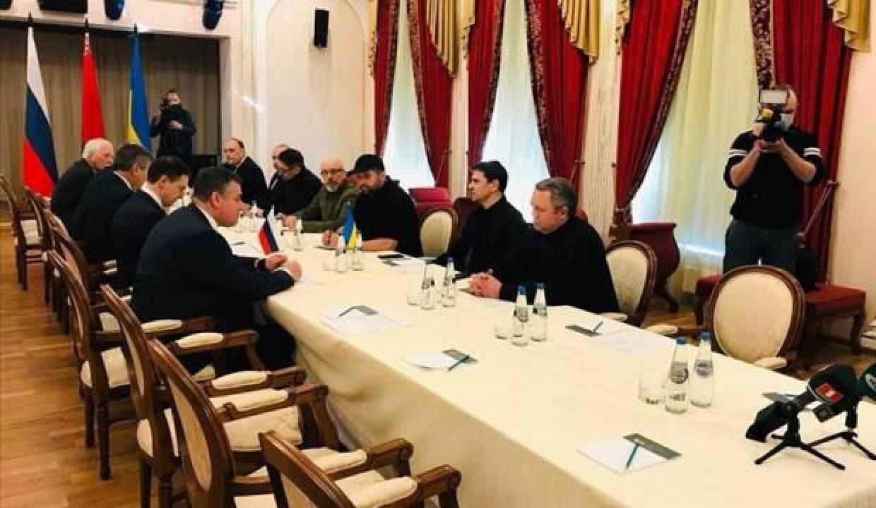 Medinsky: Kilit konularda ilerleme yok