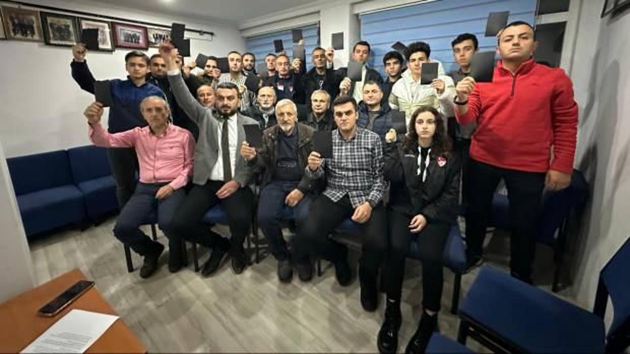 Meler'e yapılan saldırıya sert tepki! Siyah kart gösterdiler
