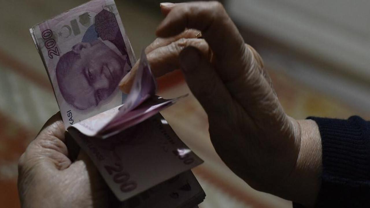 Memur-Sen'den emekli maaşı açıklaması