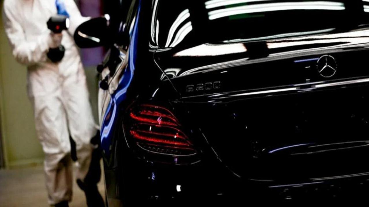 Mercedes ve Chrysler binlerce aracı geri çağırdı
