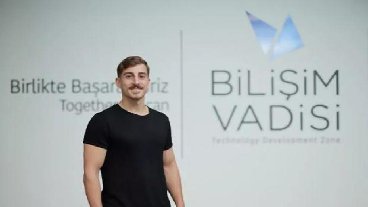 Mercedes'ten Togg için ayrıldı! Türk girişimci Taha Uluhan projesini anlattı