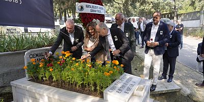 Merhum Cemal Şahan Kabri Başında Anıldı