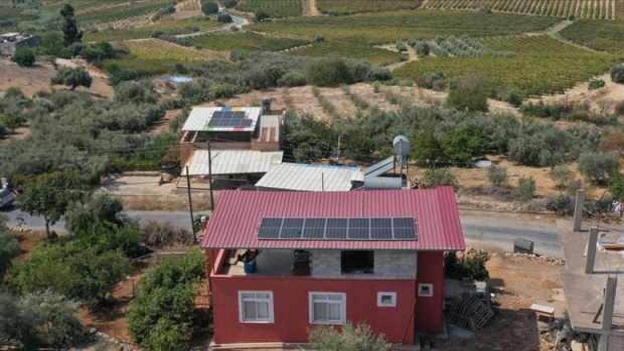 Mersin'de orman köylüleri güneş enerjisiyle kendi elektriğini üretiyor