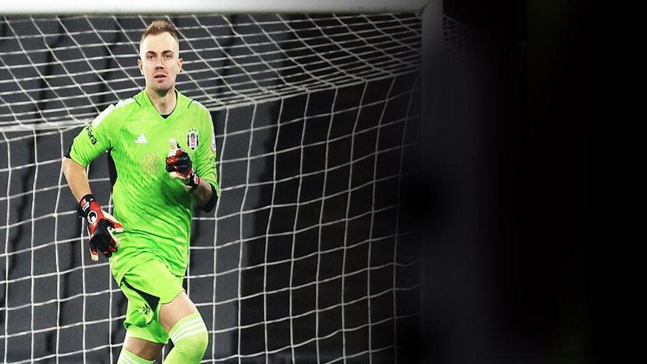 Mert Günok'tan Beşiktaşlı futbolculara gönderme!