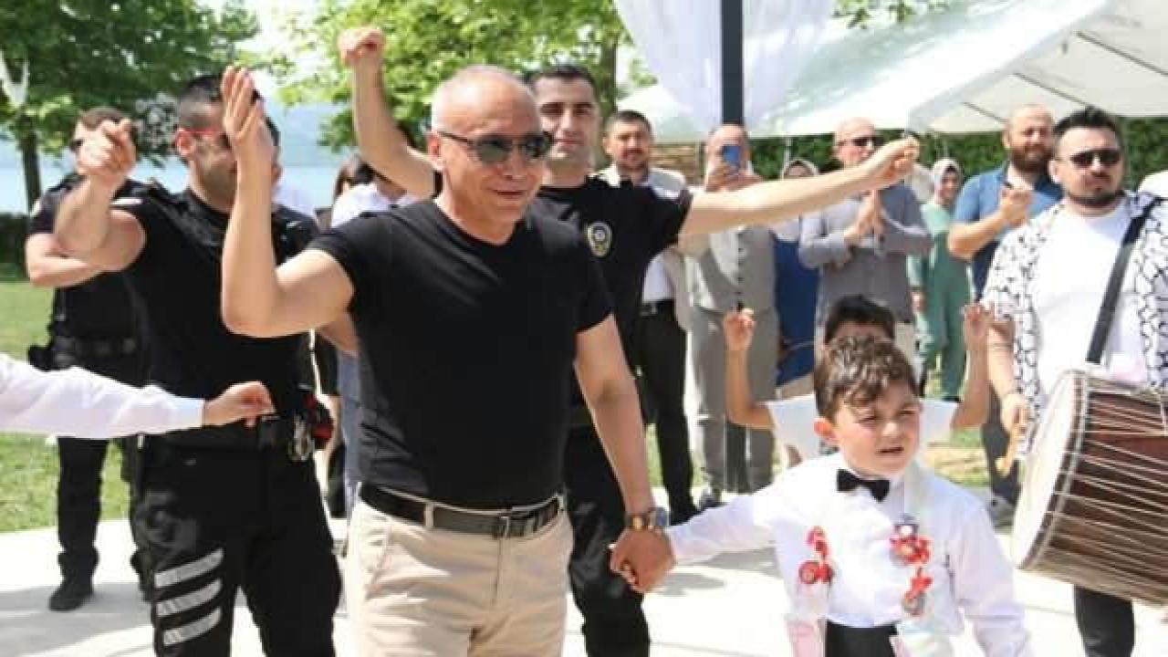 Mesai arkadaşlarından şehit polisin oğluna büyük sürpriz