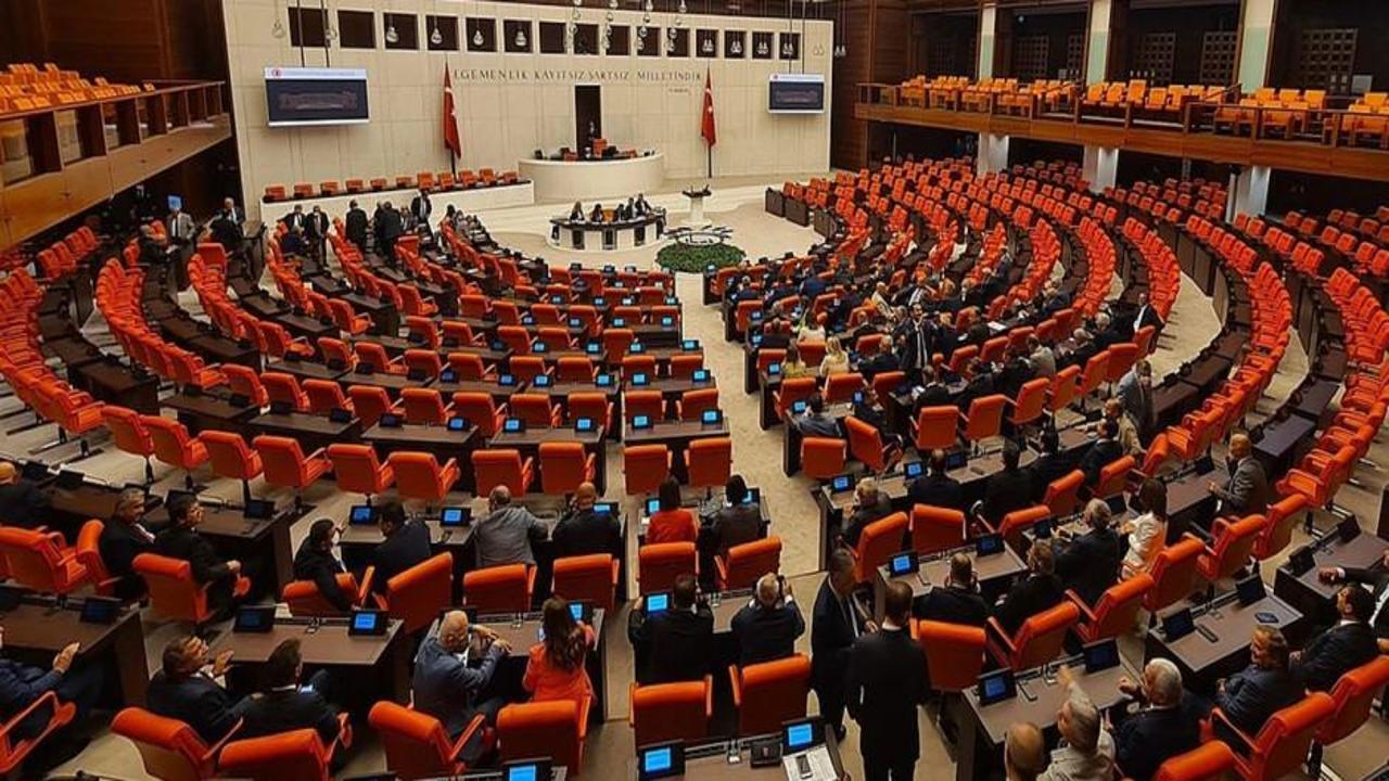 Milletvekillerinin zamlı maaşları belli oldu