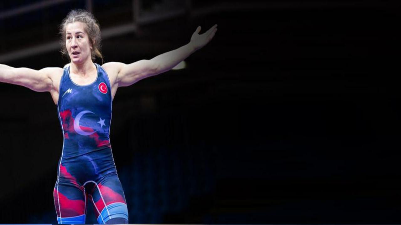 Milli Güreşçiler tarih yazdı! 3 altın 2 gümüş madalya