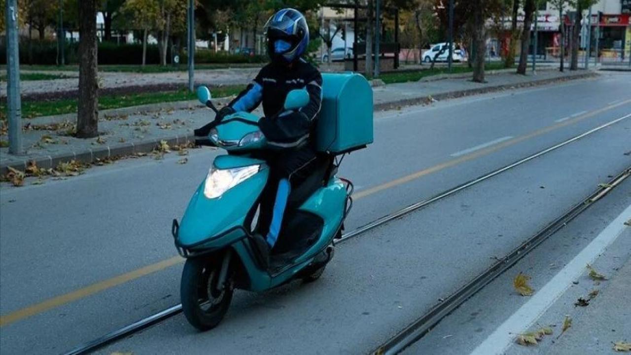 Motokurye park alanlarıyla ilgili düzenleme Resmi Gazete'de yayımlandı