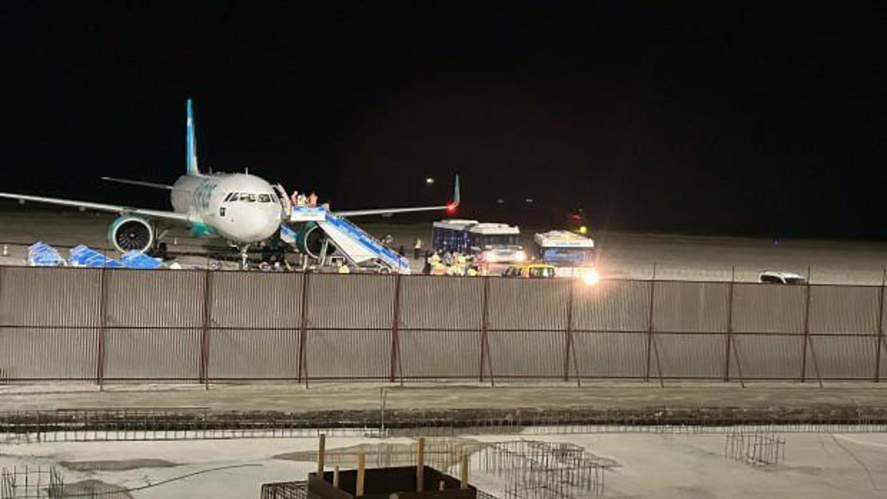 Motoru arızalanan uçak Trabzon Havalimanı'na acil iniş yaptı